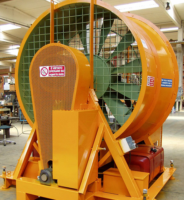 Ventilatori per aereazione dei cantieri di costruzione in gallerie. Posizionabili su carro ferroviario - azionamento con Diesel anche girevoli