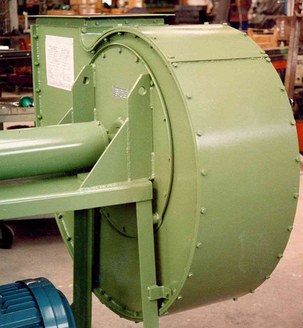 Ventilatore con carcassa corazzata (corazza rigenerabile)